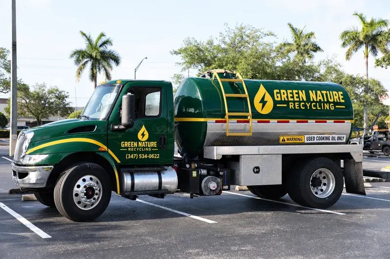 Green Nature Recycling collection truck